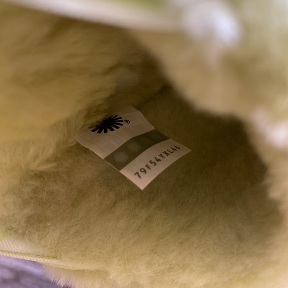 🌿UGG🌿 FLUFF YEAH SLIDE POPPY SANDALS SLIPPERS pollen slides - Picture 11 of 13